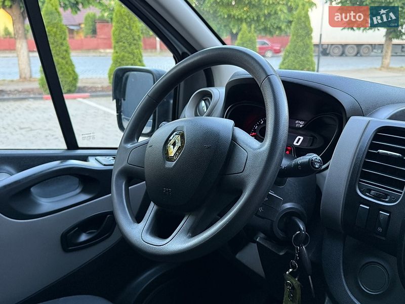 Минивэн Renault Trafic 2017 в Черновцах