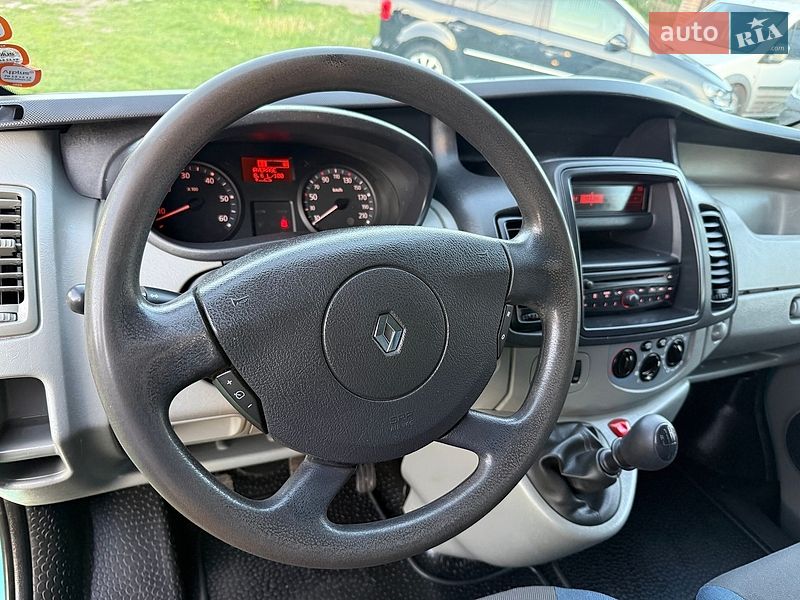Грузовой фургон Renault Trafic 2012 в Житомире