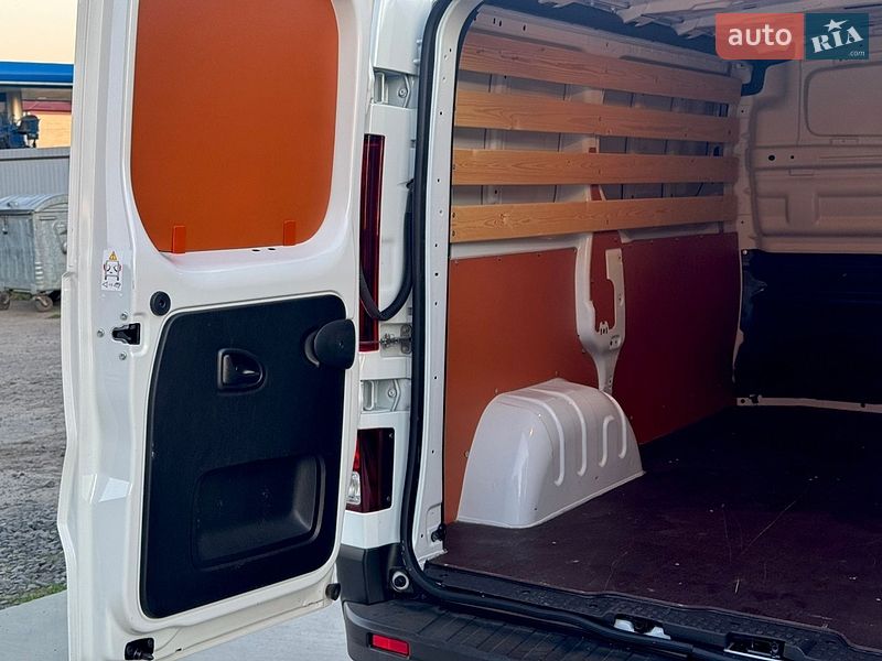Грузовой фургон Renault Trafic 2024 в Дубно