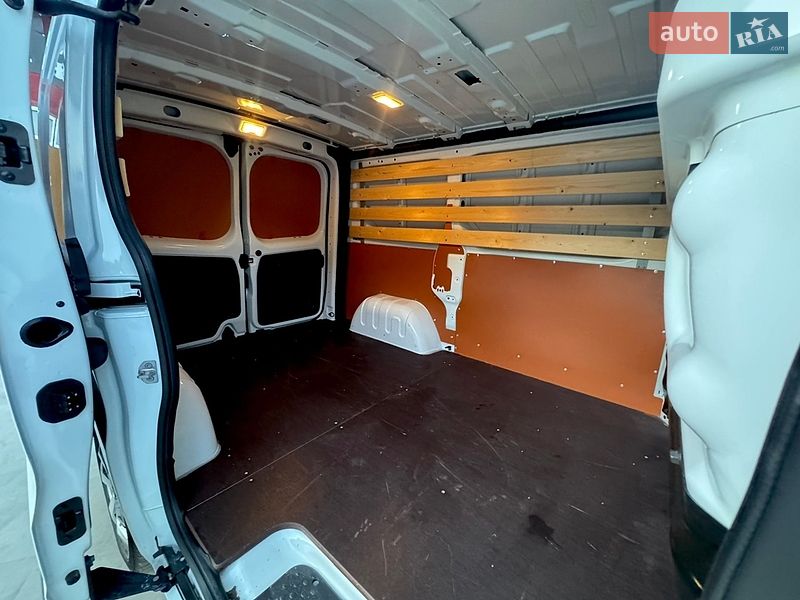 Грузовой фургон Renault Trafic 2024 в Дубно