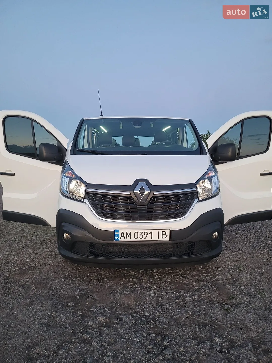 2021 Renault Trafic - мініатюра 39