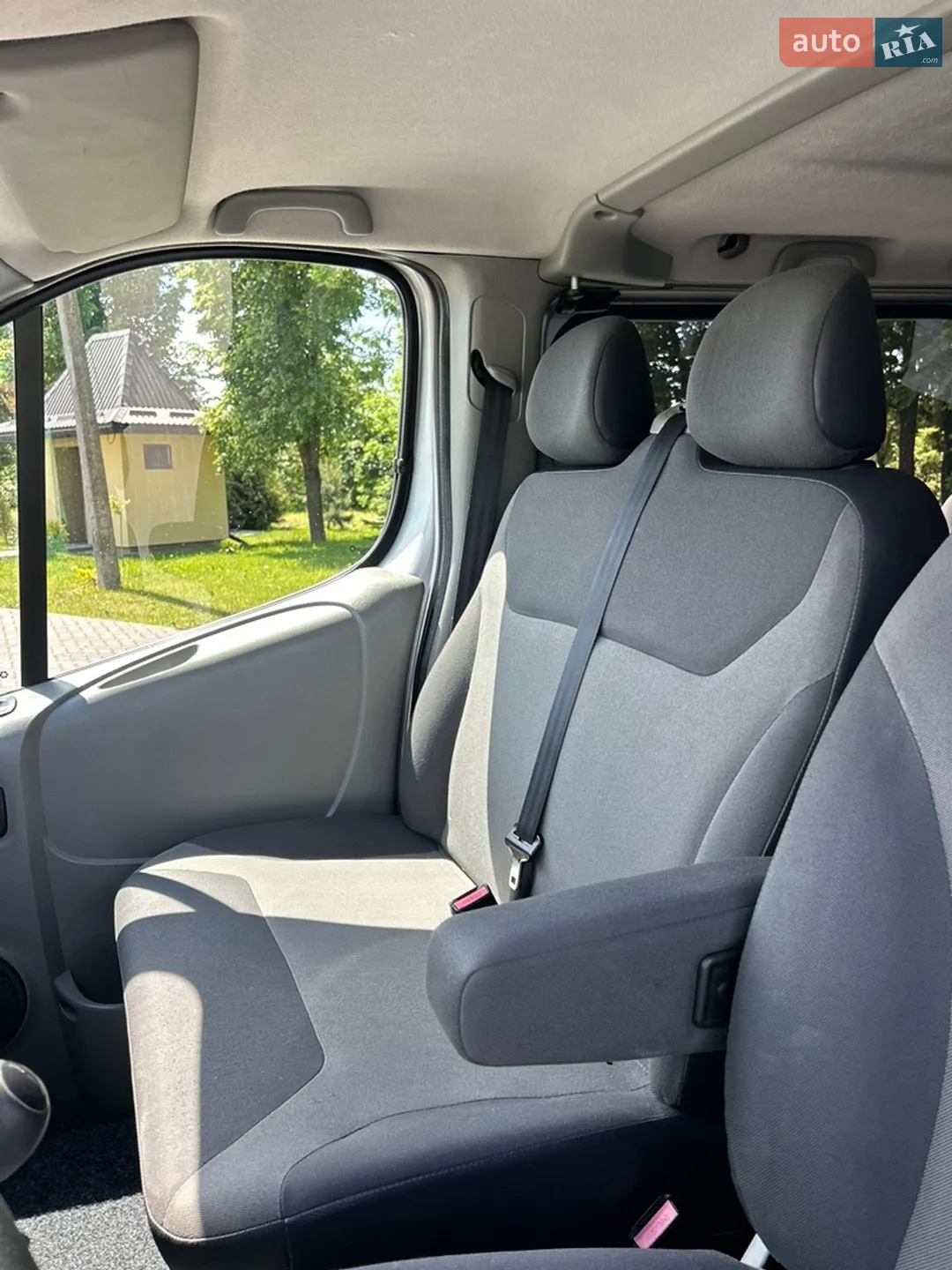 2011 Renault Trafic - мініатюра 81