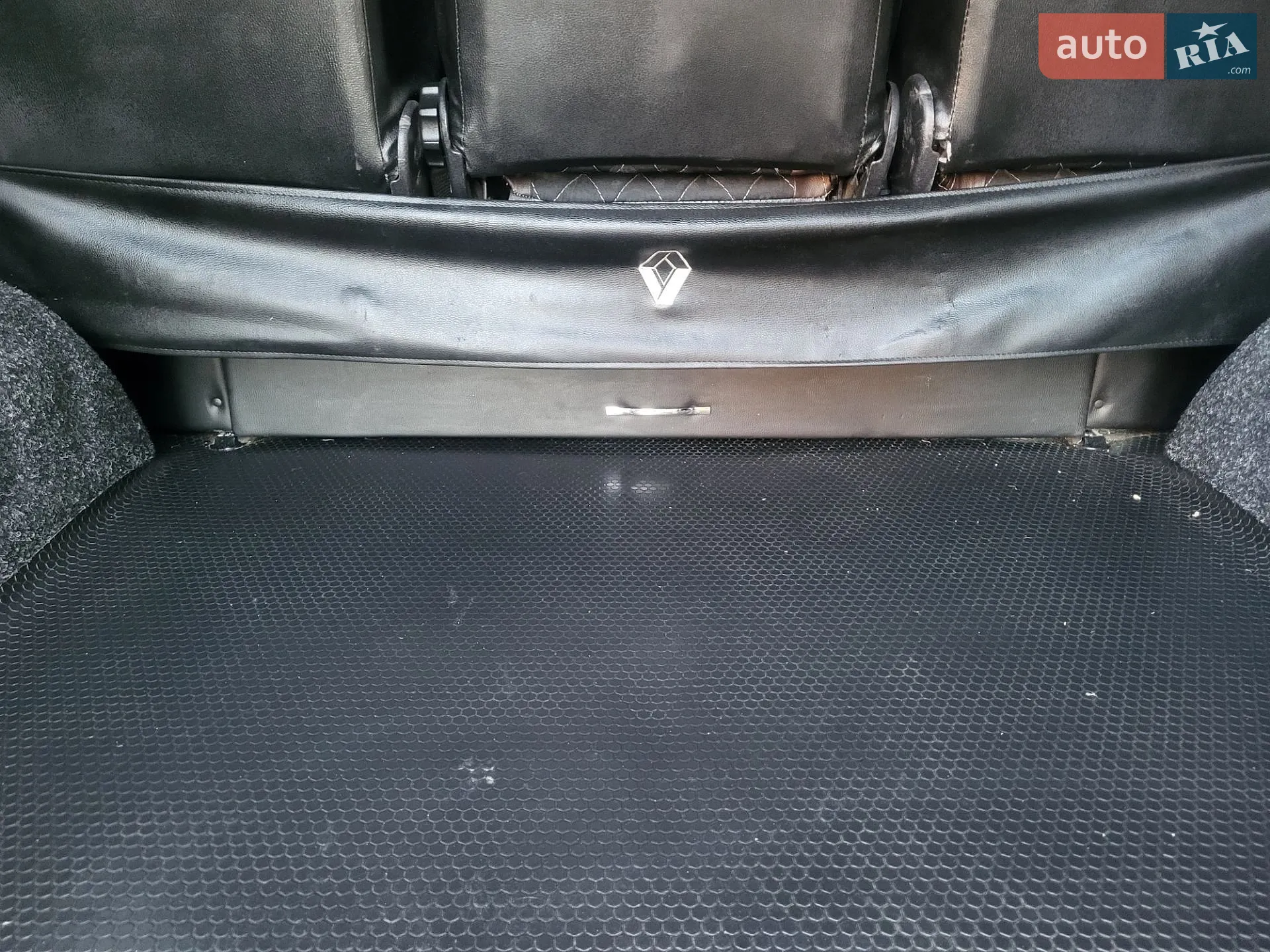 2011 Renault Trafic - мініатюра 74