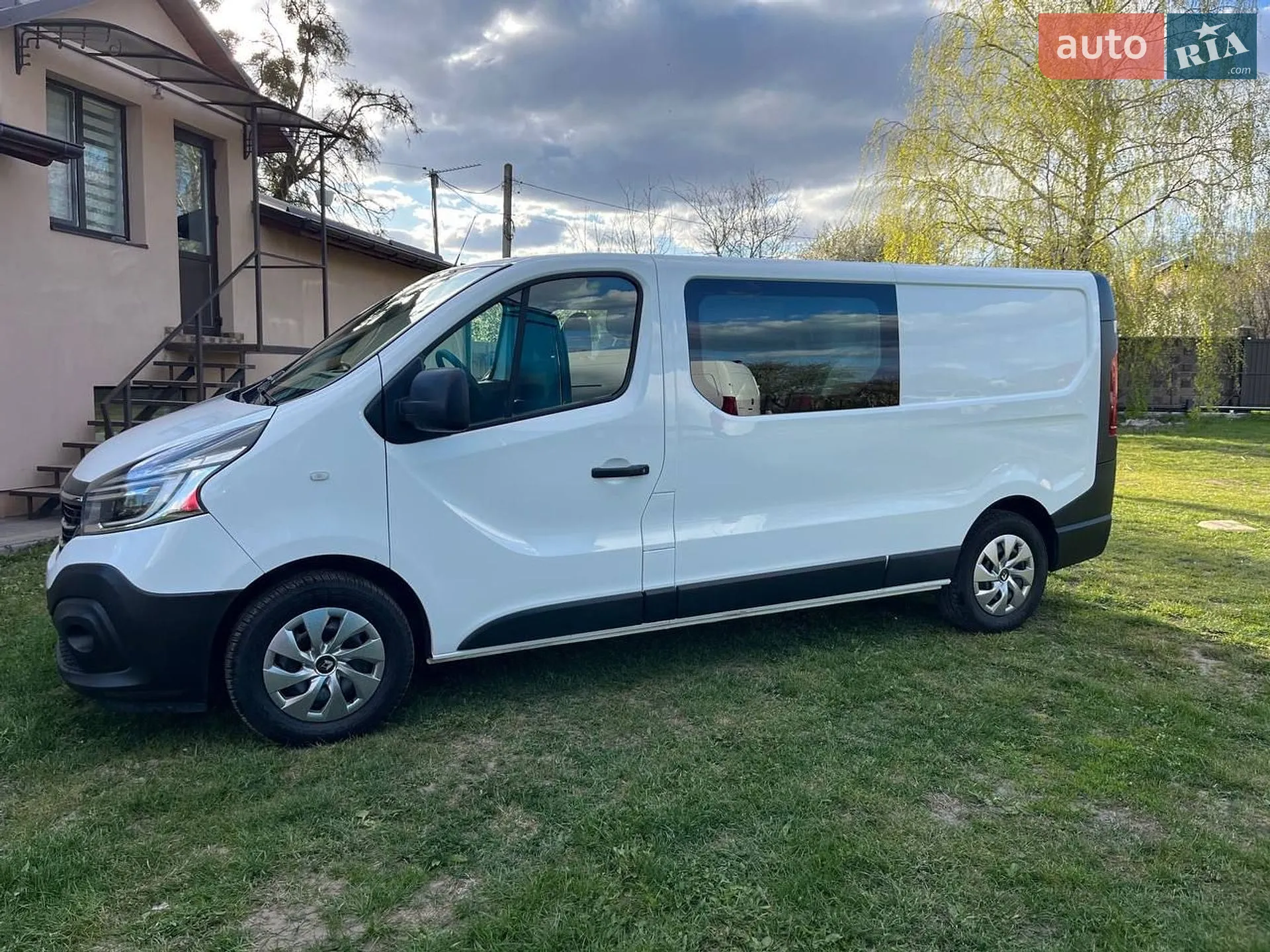 2021 Renault Trafic - мініатюра 16