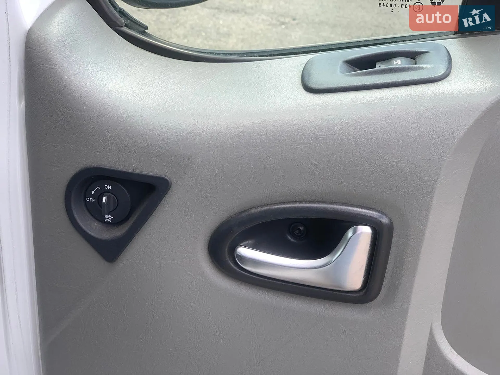 2012 Renault Trafic - мініатюра 24
