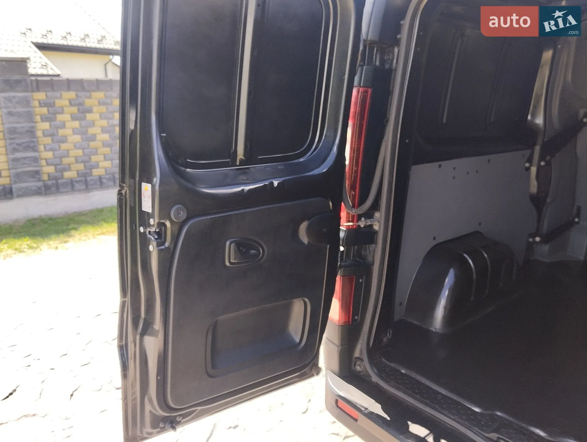 2018 Renault Trafic - мініатюра 29