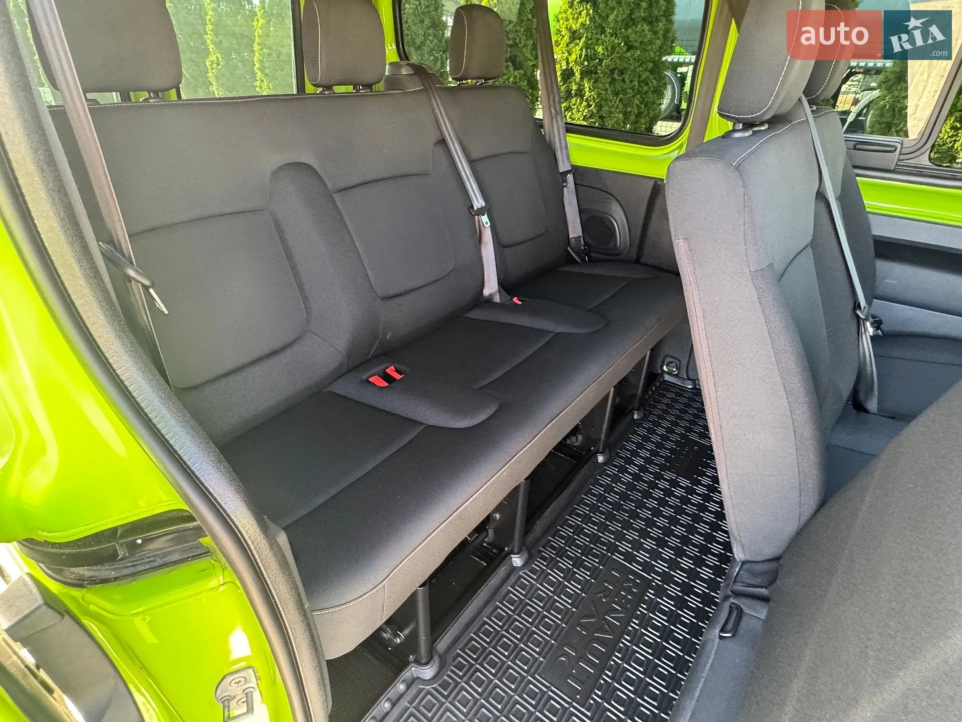 2015 Renault Trafic - мініатюра 64