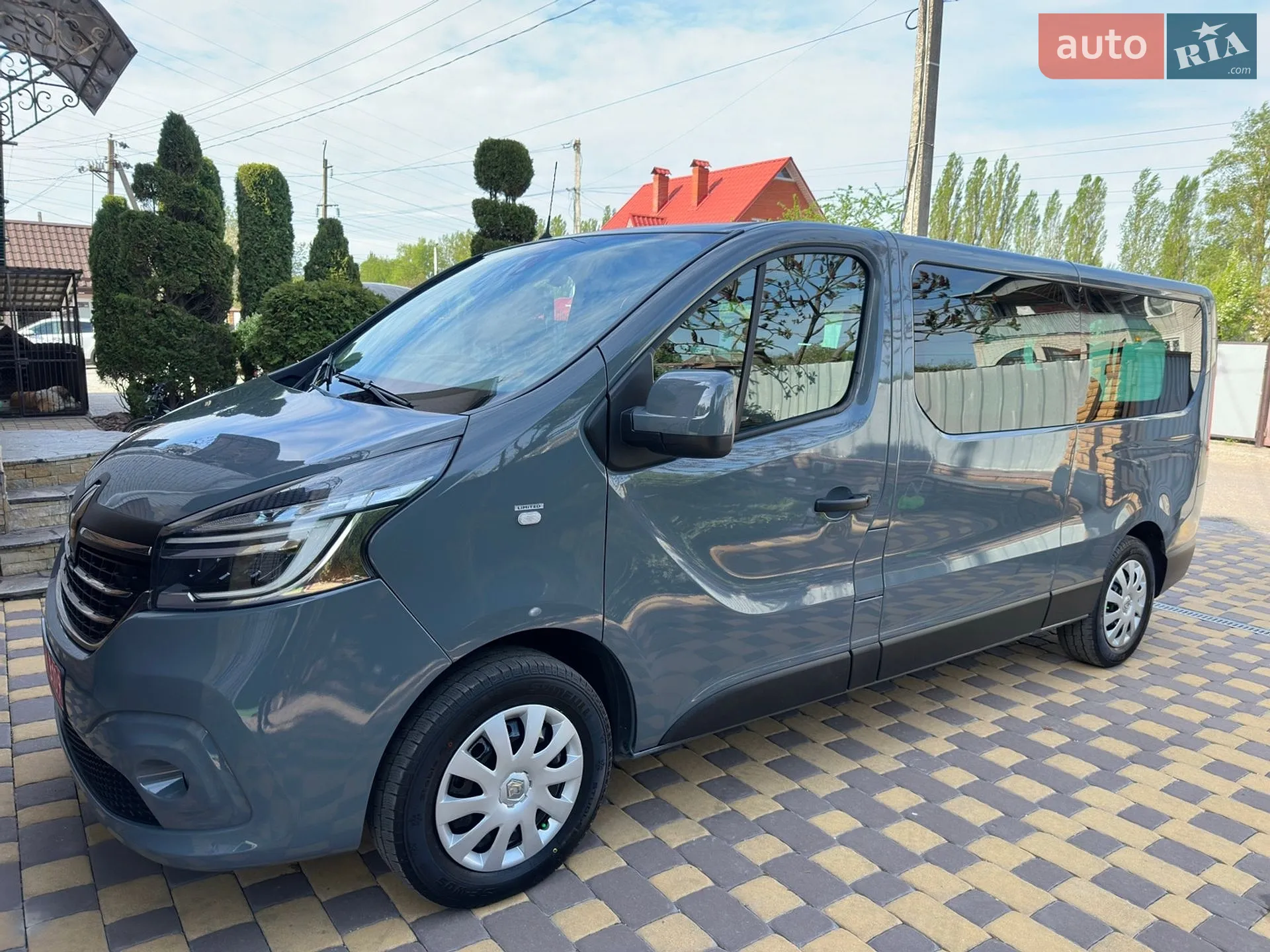2021 Renault Trafic - мініатюра 4