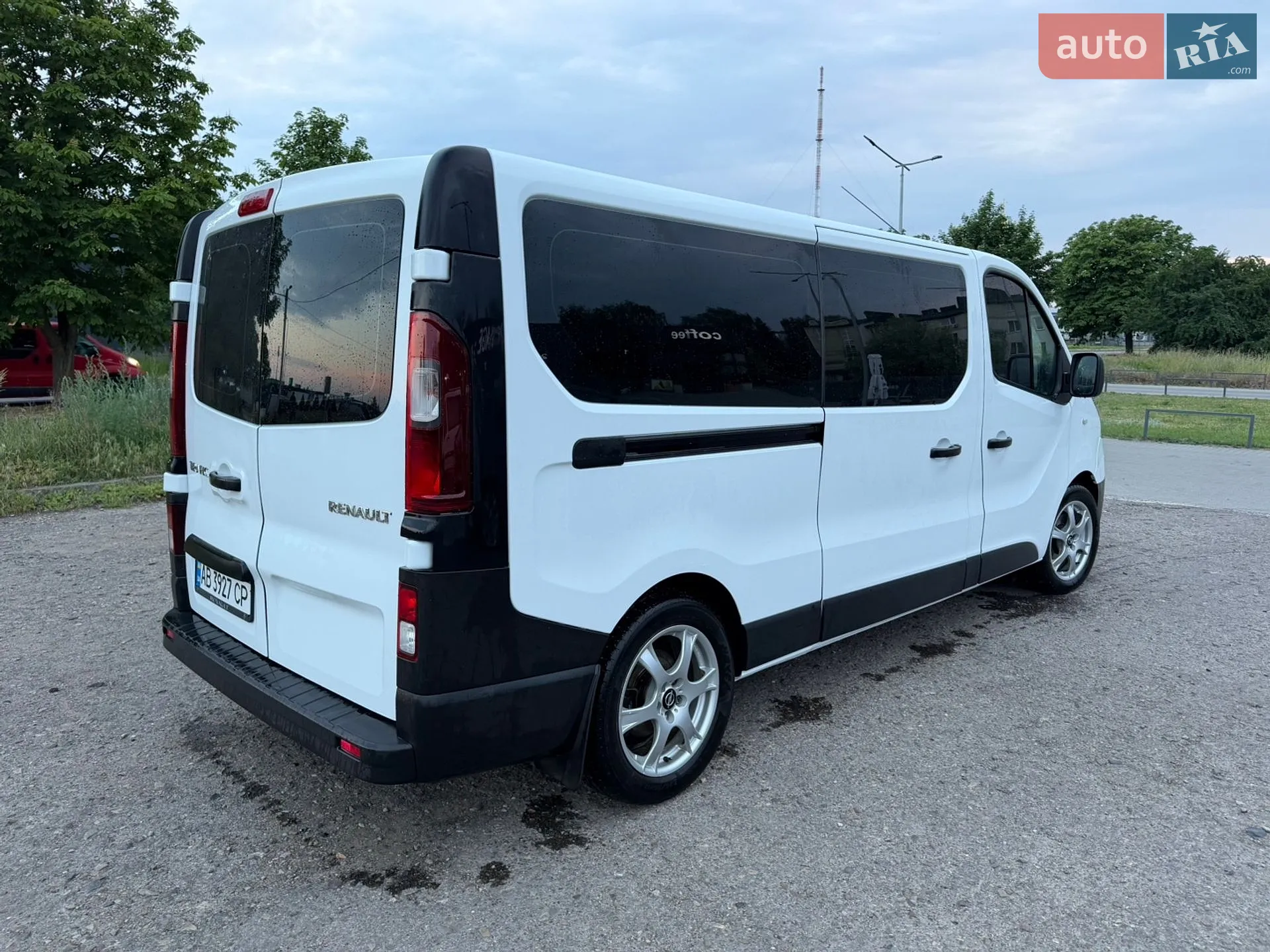 2017 Renault Trafic - мініатюра 12