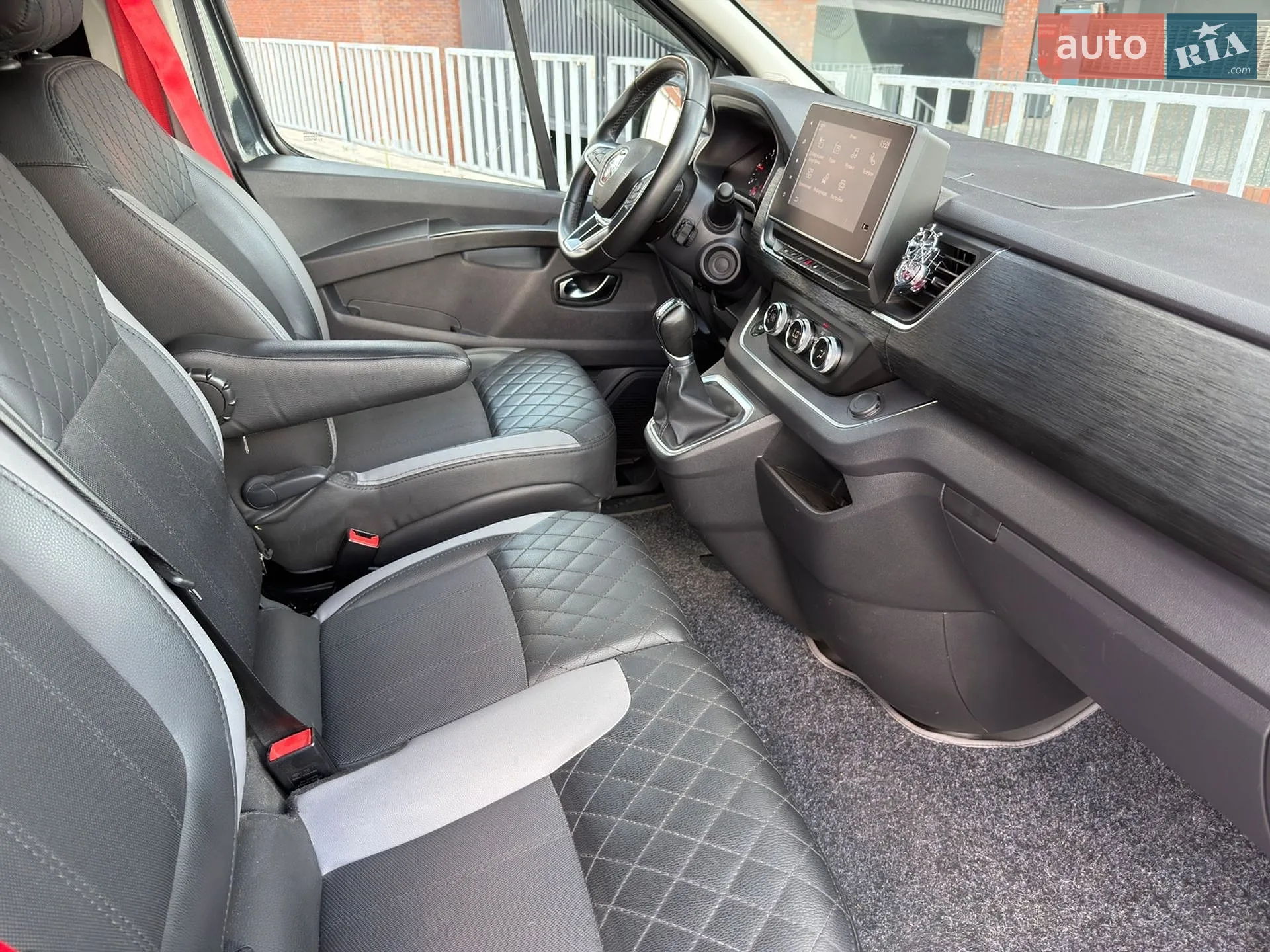 2022 Renault Trafic - мініатюра 34