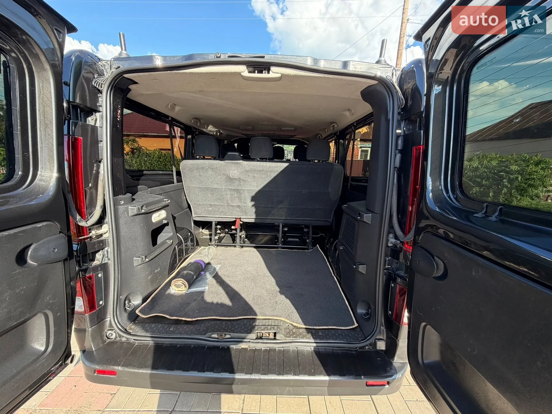 2020 Renault Trafic - мініатюра 13