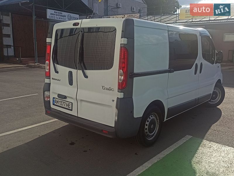 Мінівен Renault Trafic 2008 в Києві