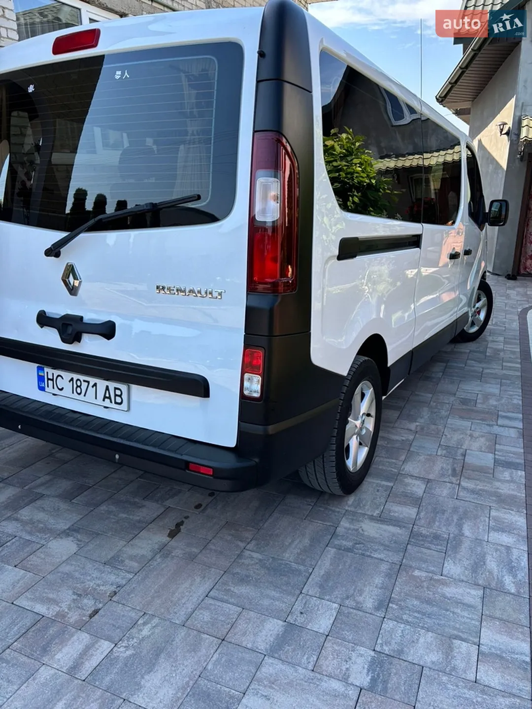2015 Renault Trafic - мініатюра 11