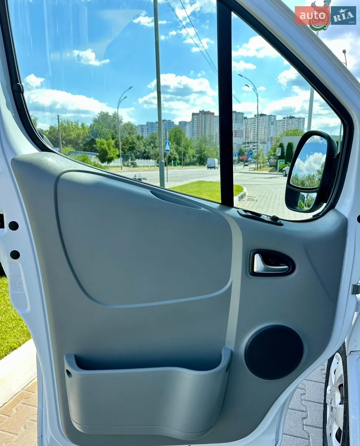 2012 Renault Trafic - мініатюра 25