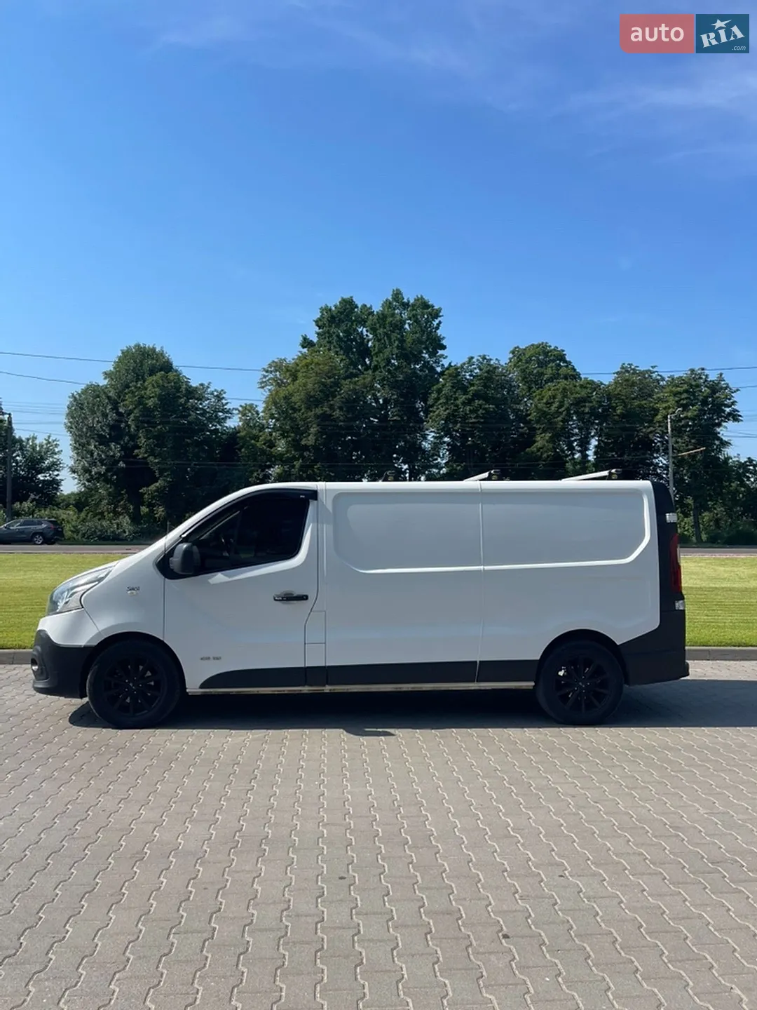 2015 Renault Trafic - мініатюра 4