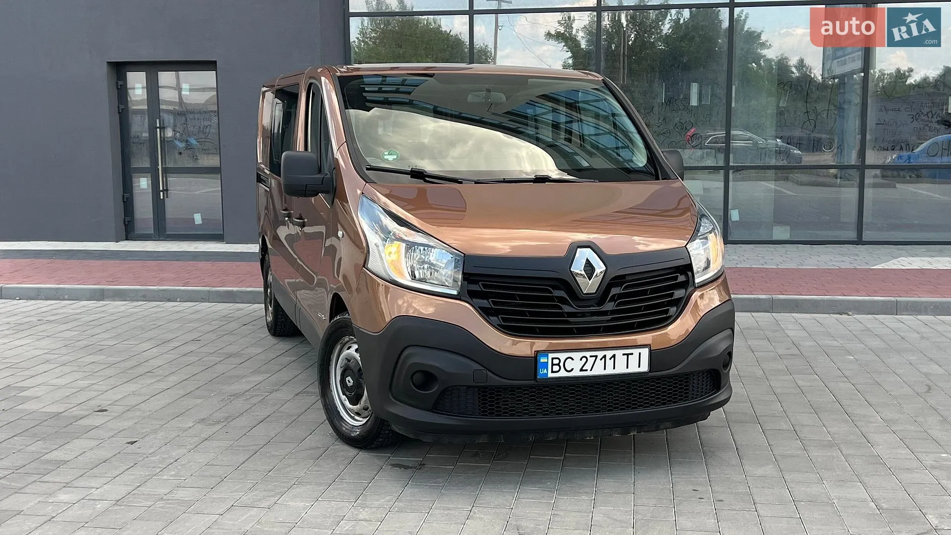 Renault Trafic 2017 VIN VF1JL000357638395 фото оголошення 10 з 35