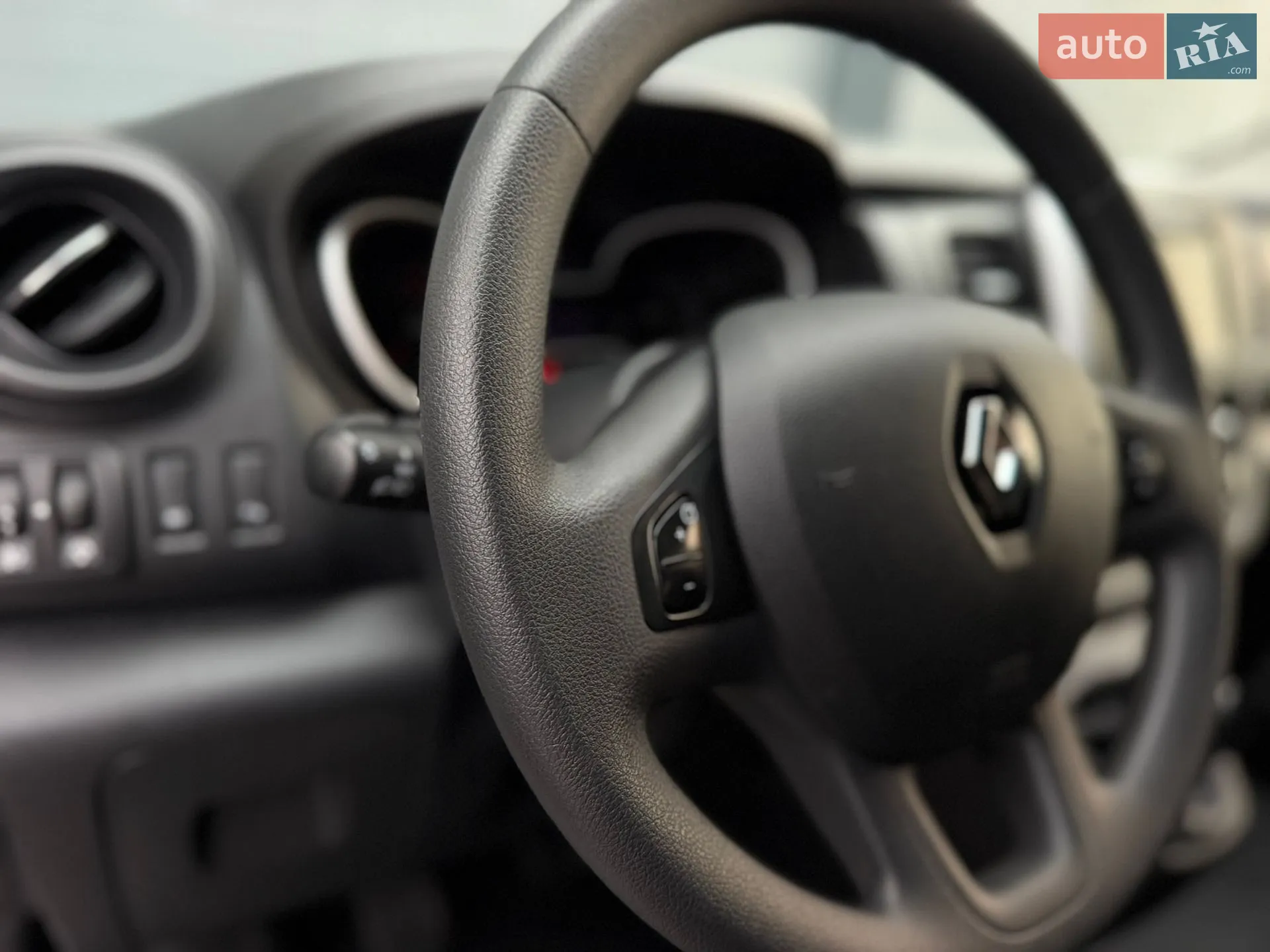 2021 Renault Trafic - мініатюра 48
