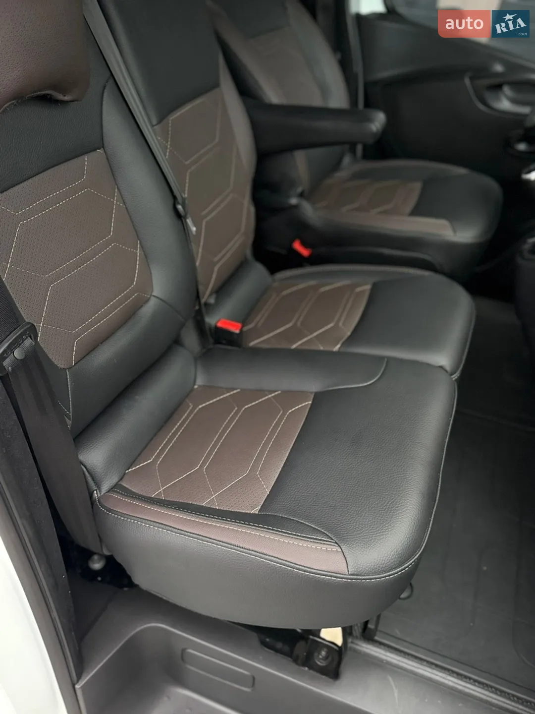 2021 Renault Trafic - мініатюра 76
