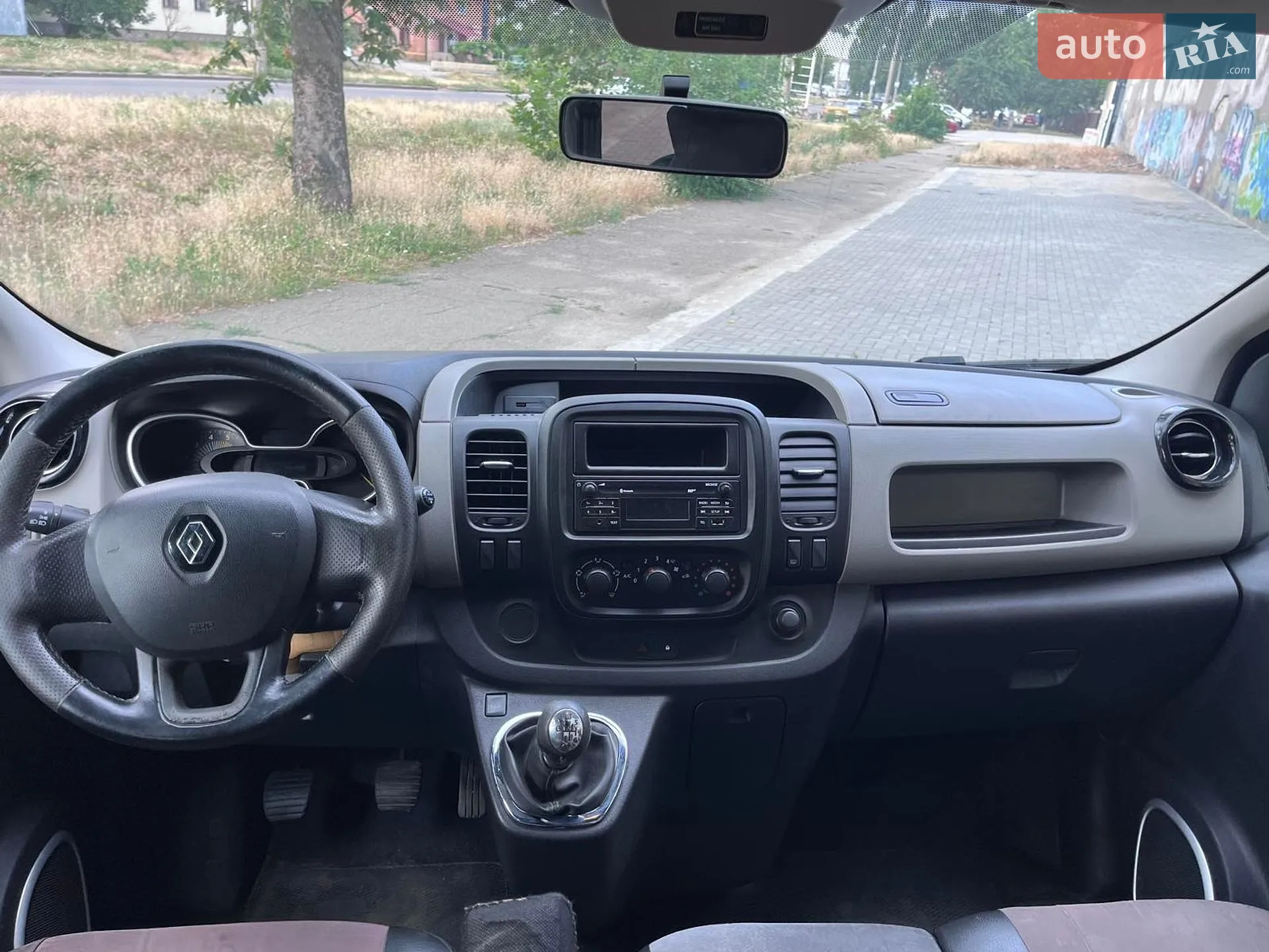 2015 Renault Trafic - мініатюра 14