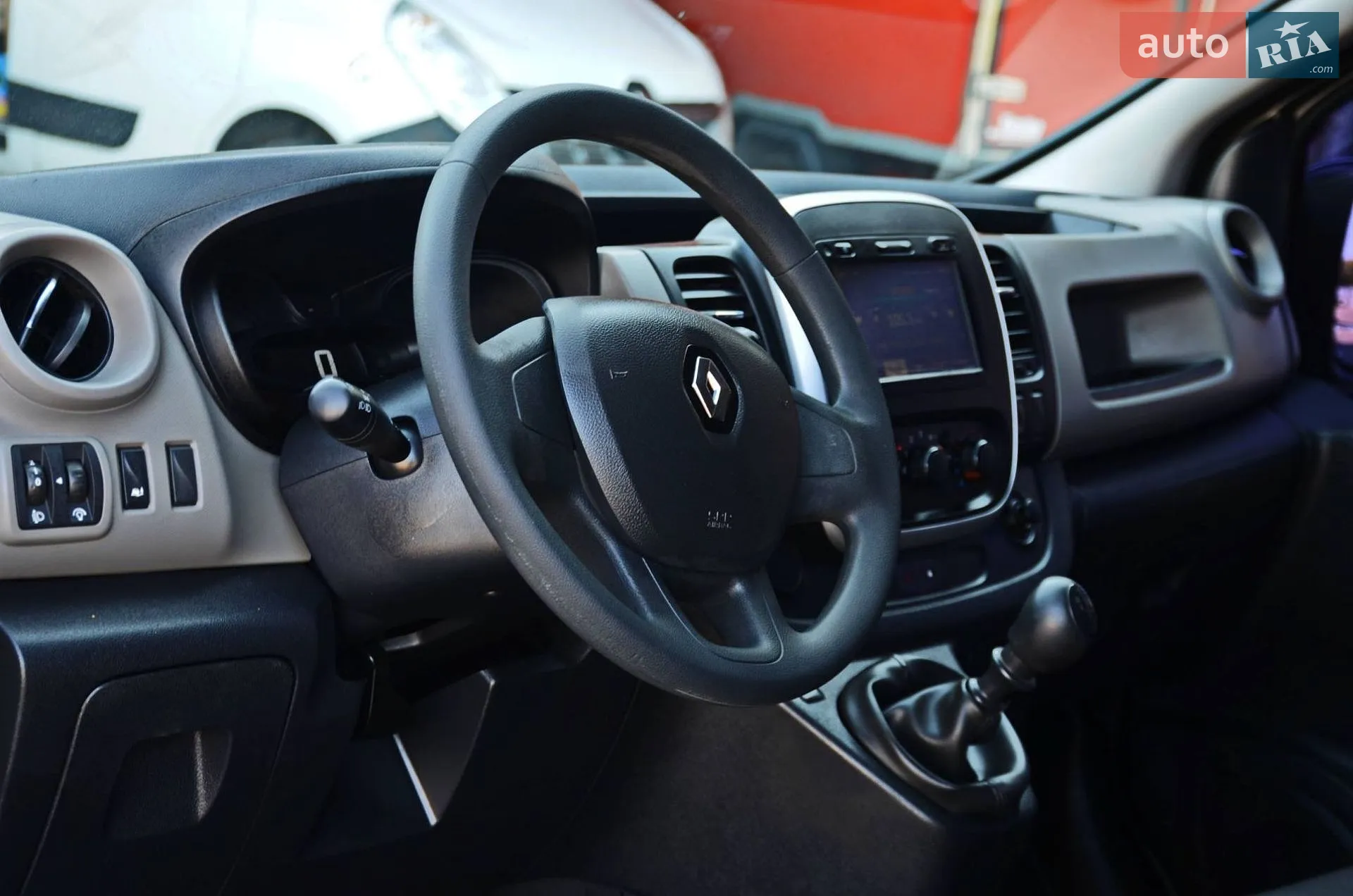 2015 Renault Trafic - мініатюра 5
