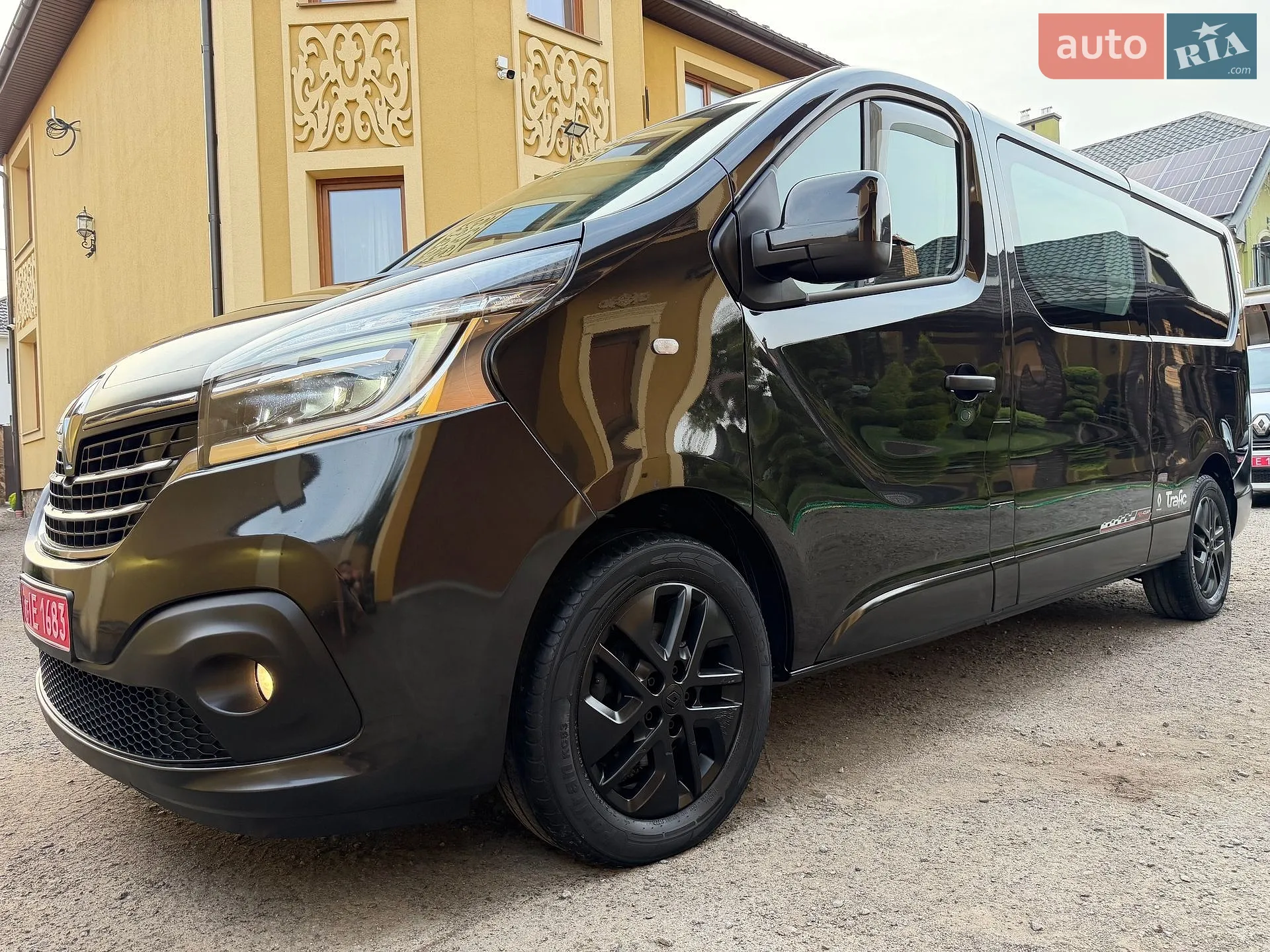 2020 Renault Trafic - мініатюра 2
