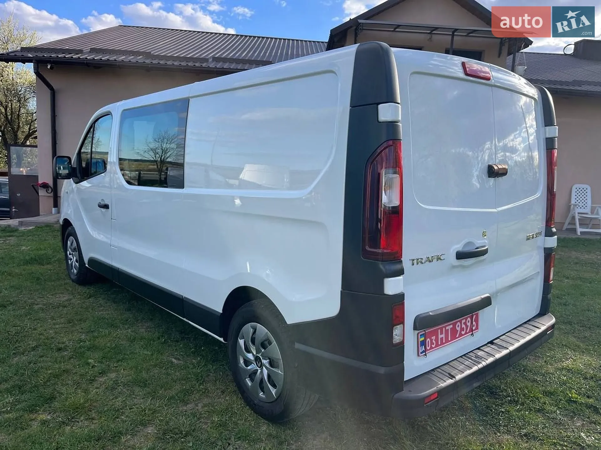 2021 Renault Trafic - мініатюра 9