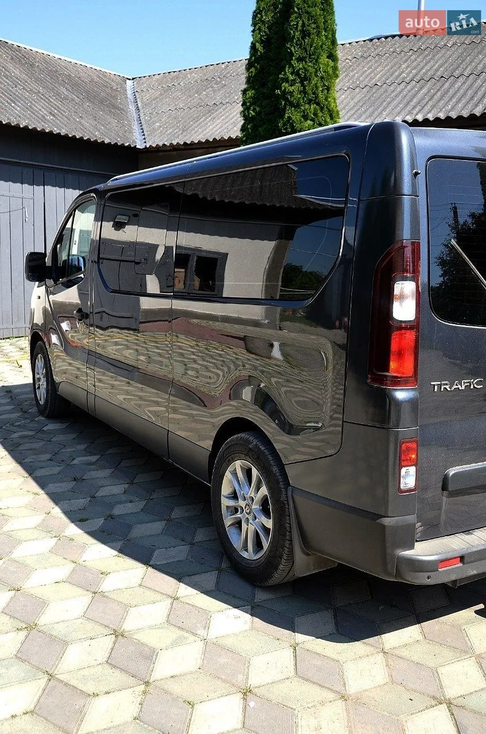 2021 Renault Trafic - мініатюра 2