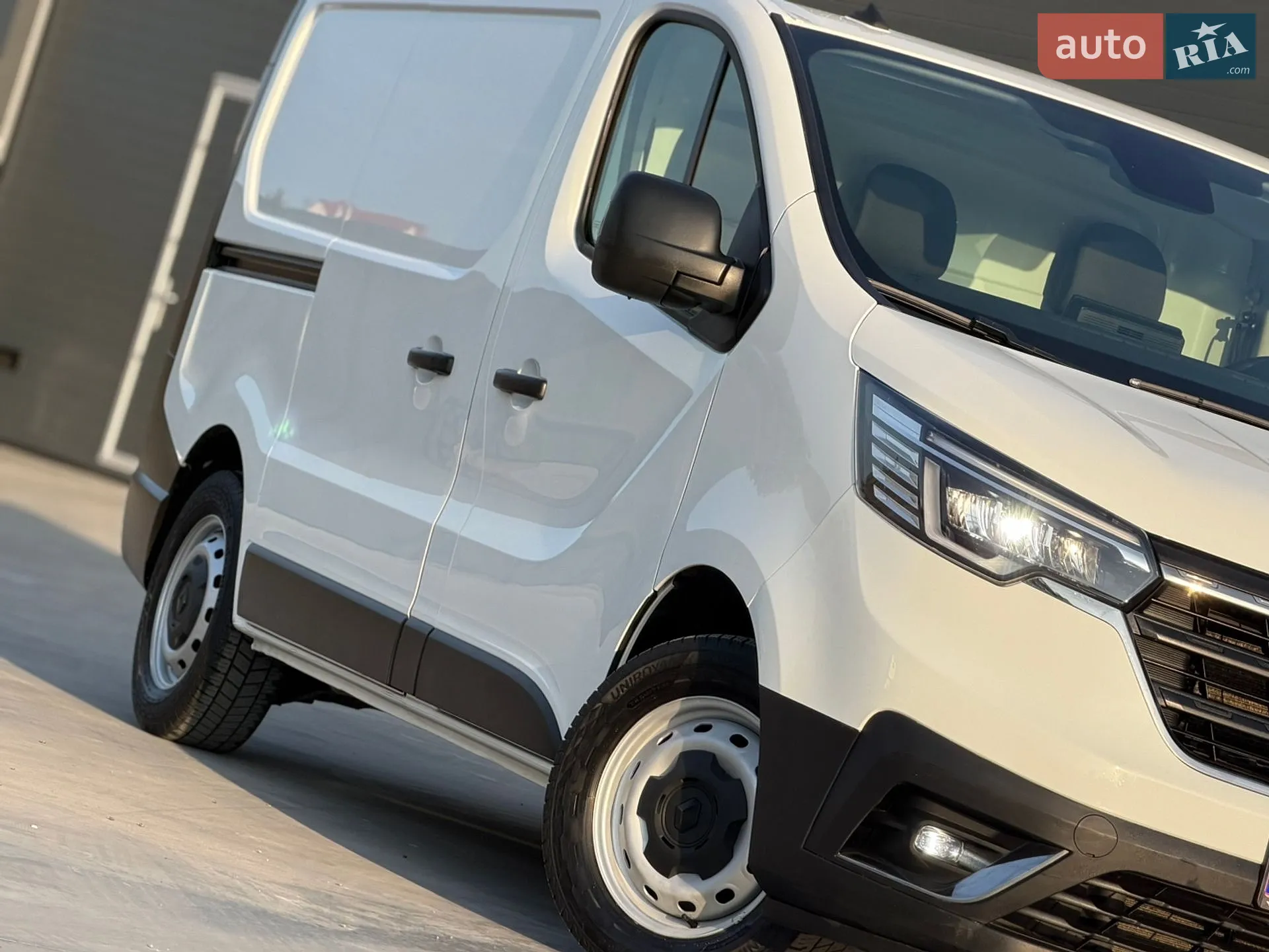 2022 Renault Trafic - мініатюра 8