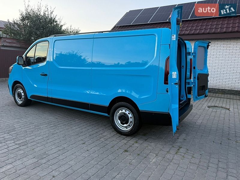 Вантажний фургон Renault Trafic 2022 в Києві