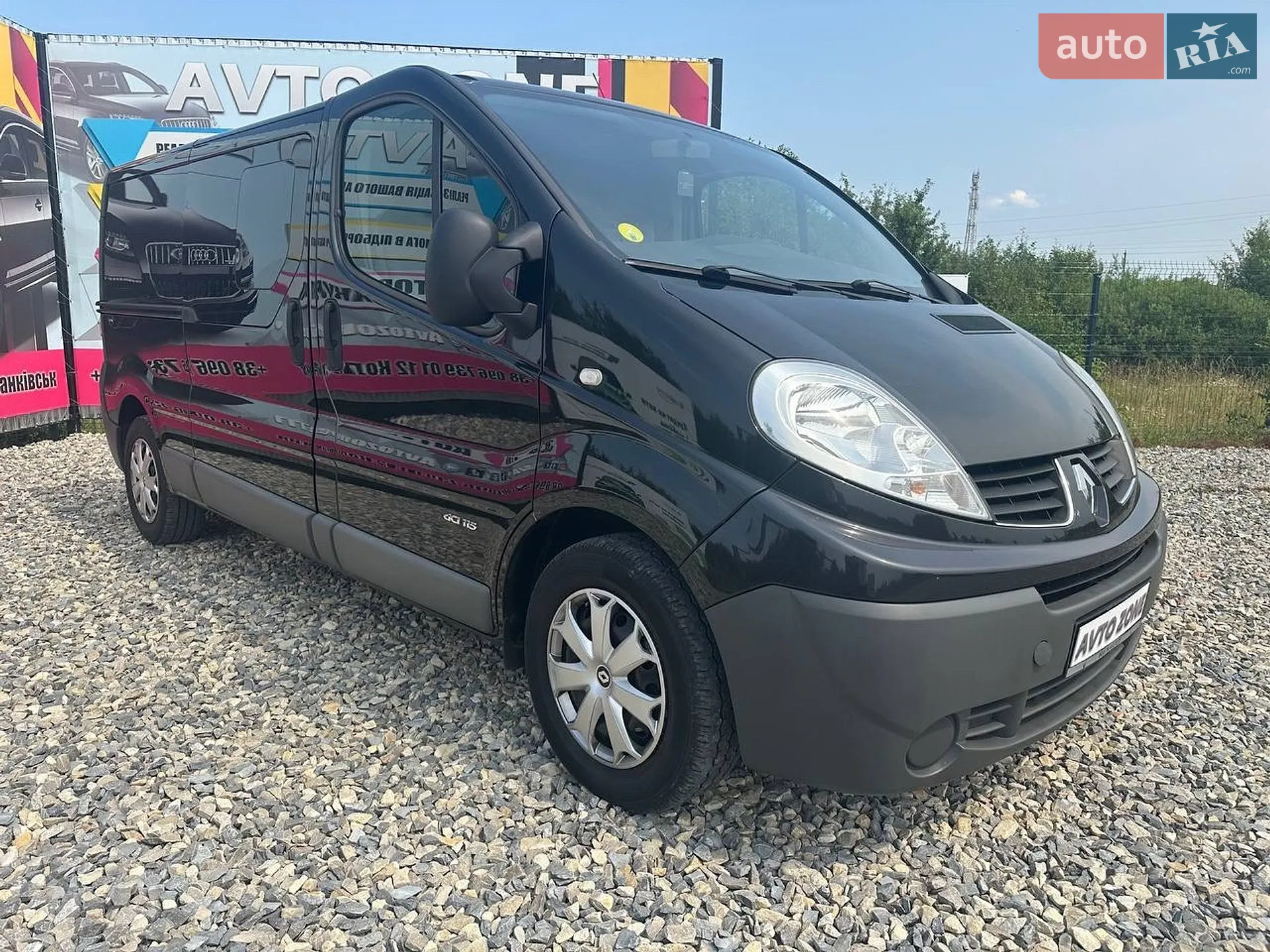 2012 Renault Trafic - мініатюра 2
