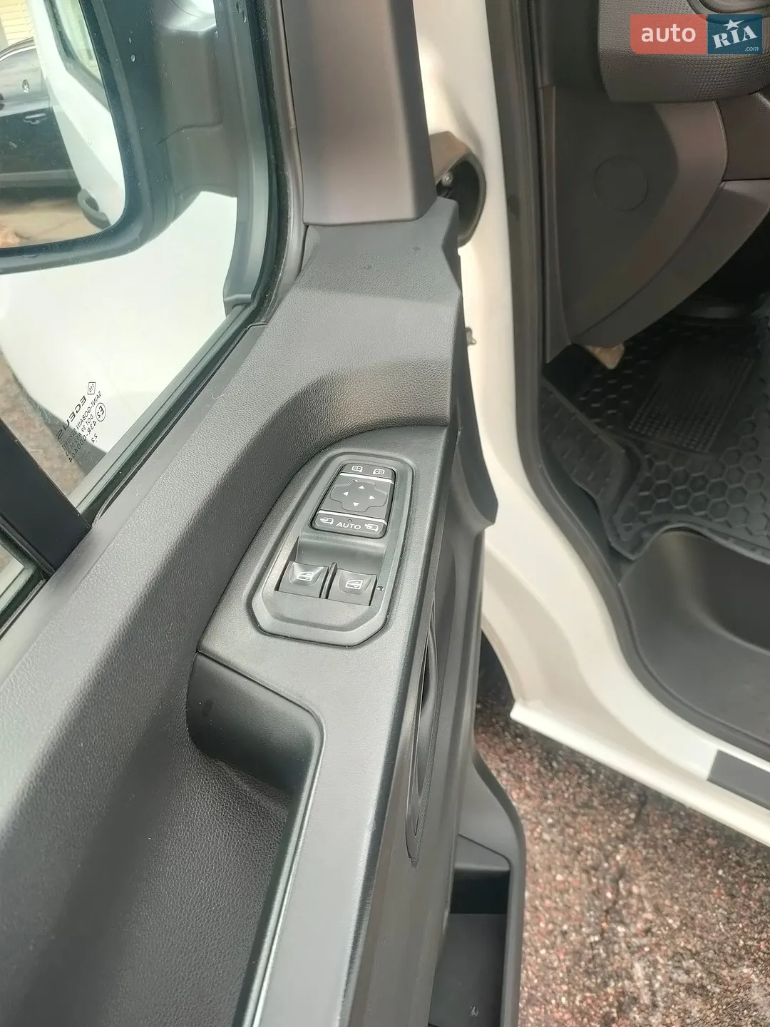 2022 Renault Trafic - мініатюра 24