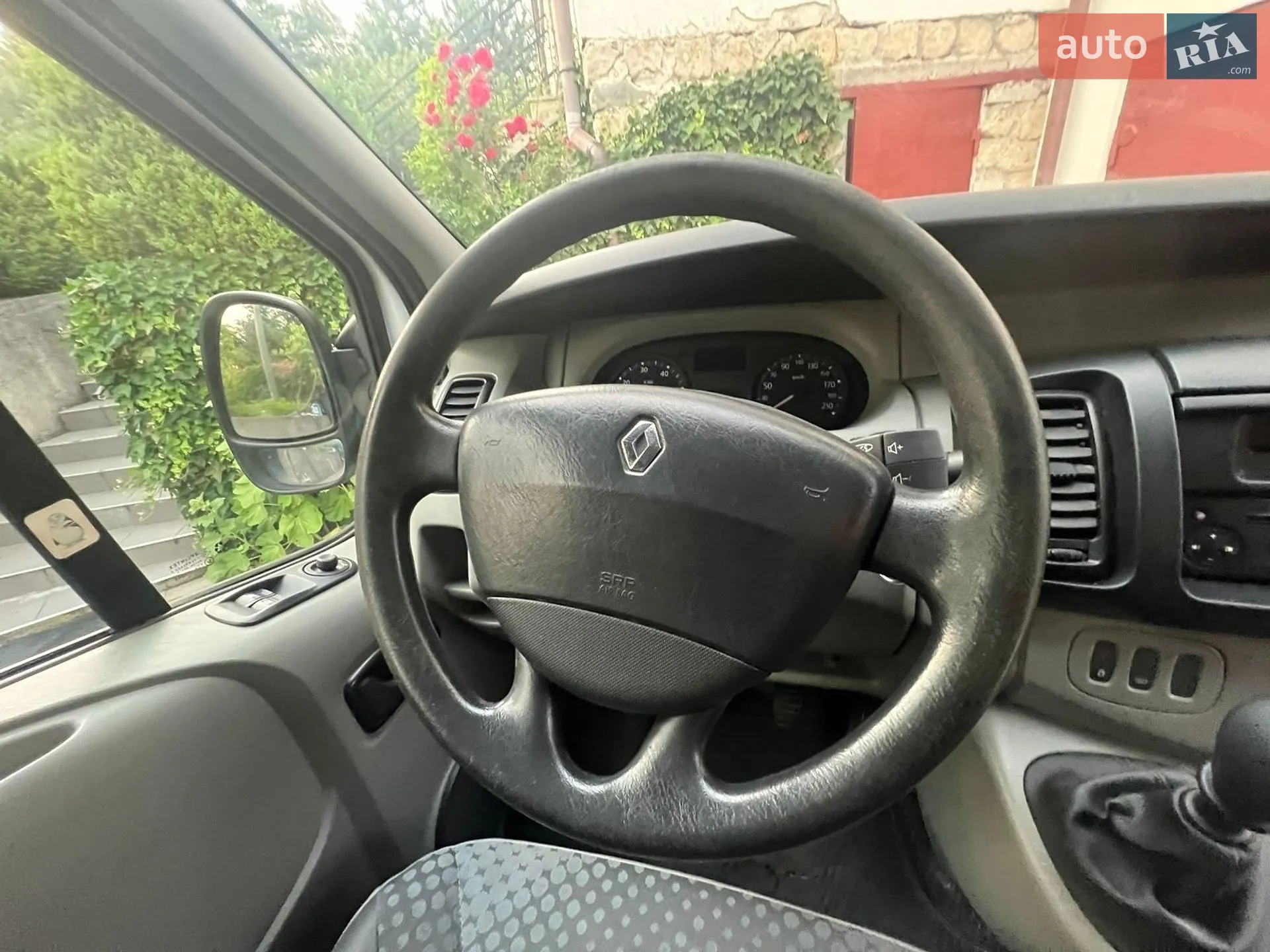 2010 Renault Trafic - мініатюра 9