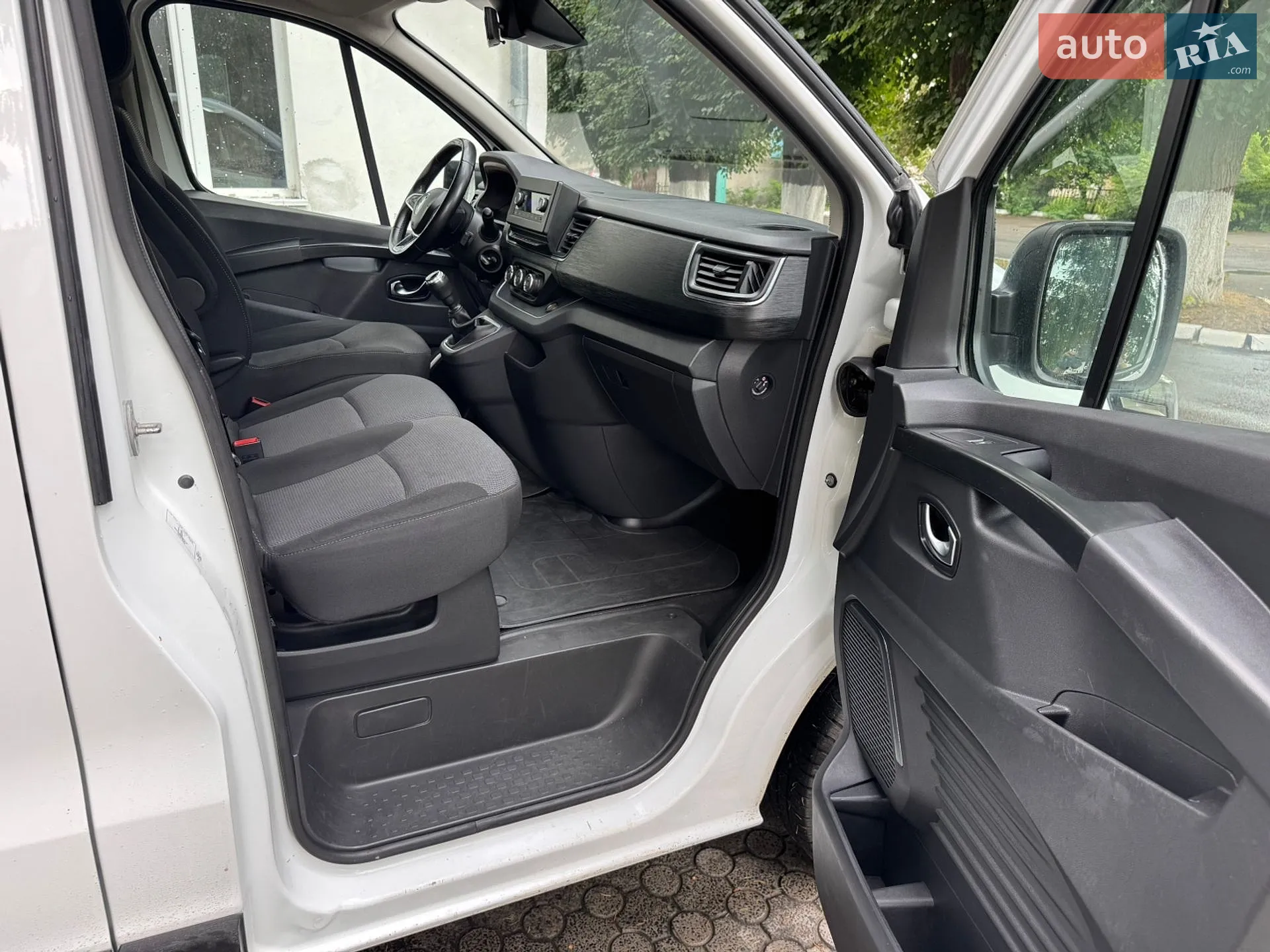 2022 Renault Trafic - мініатюра 38