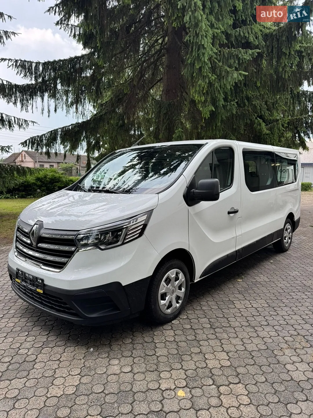 2022 Renault Trafic - фото 1