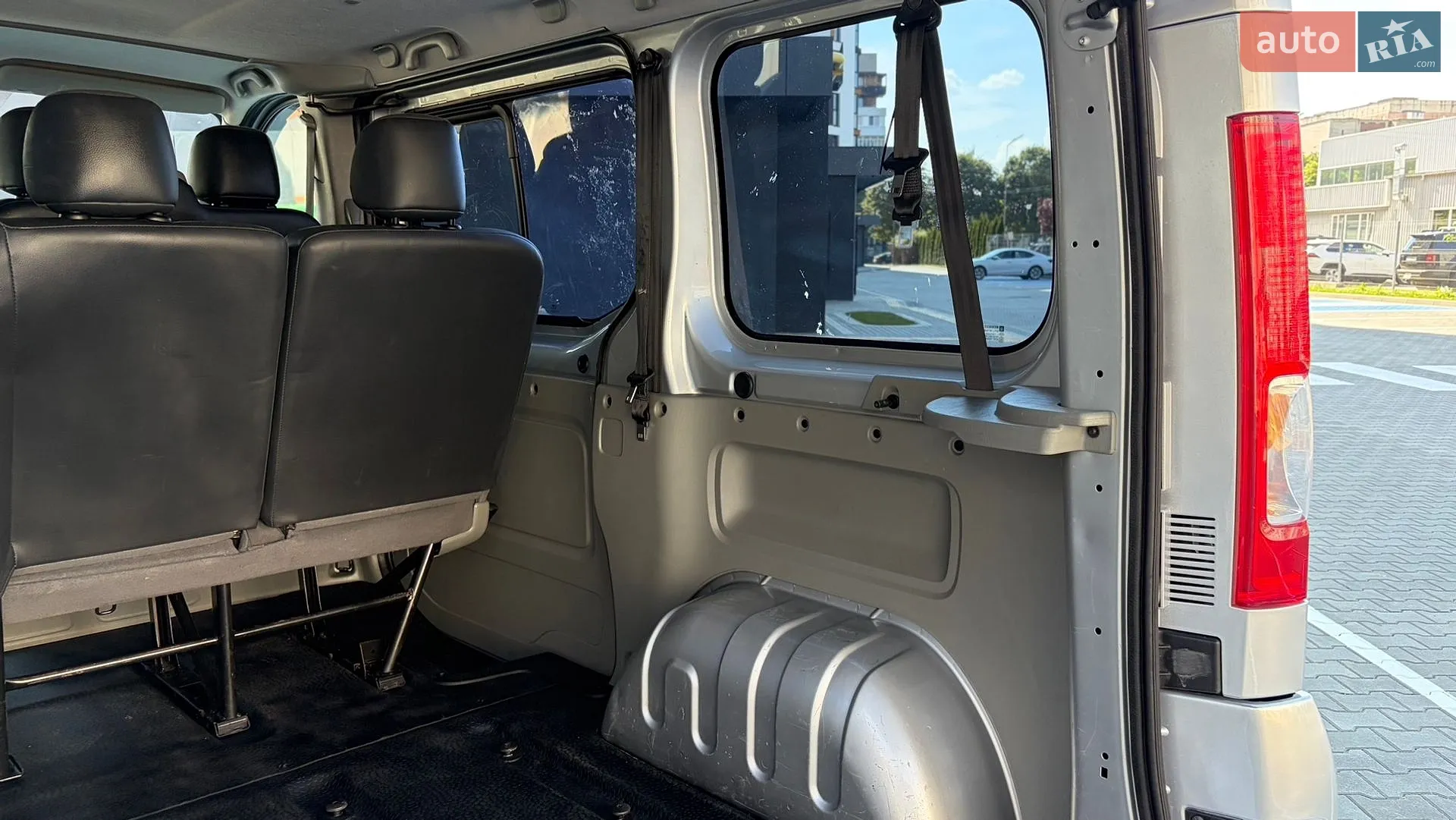 2012 Renault Trafic - мініатюра 35