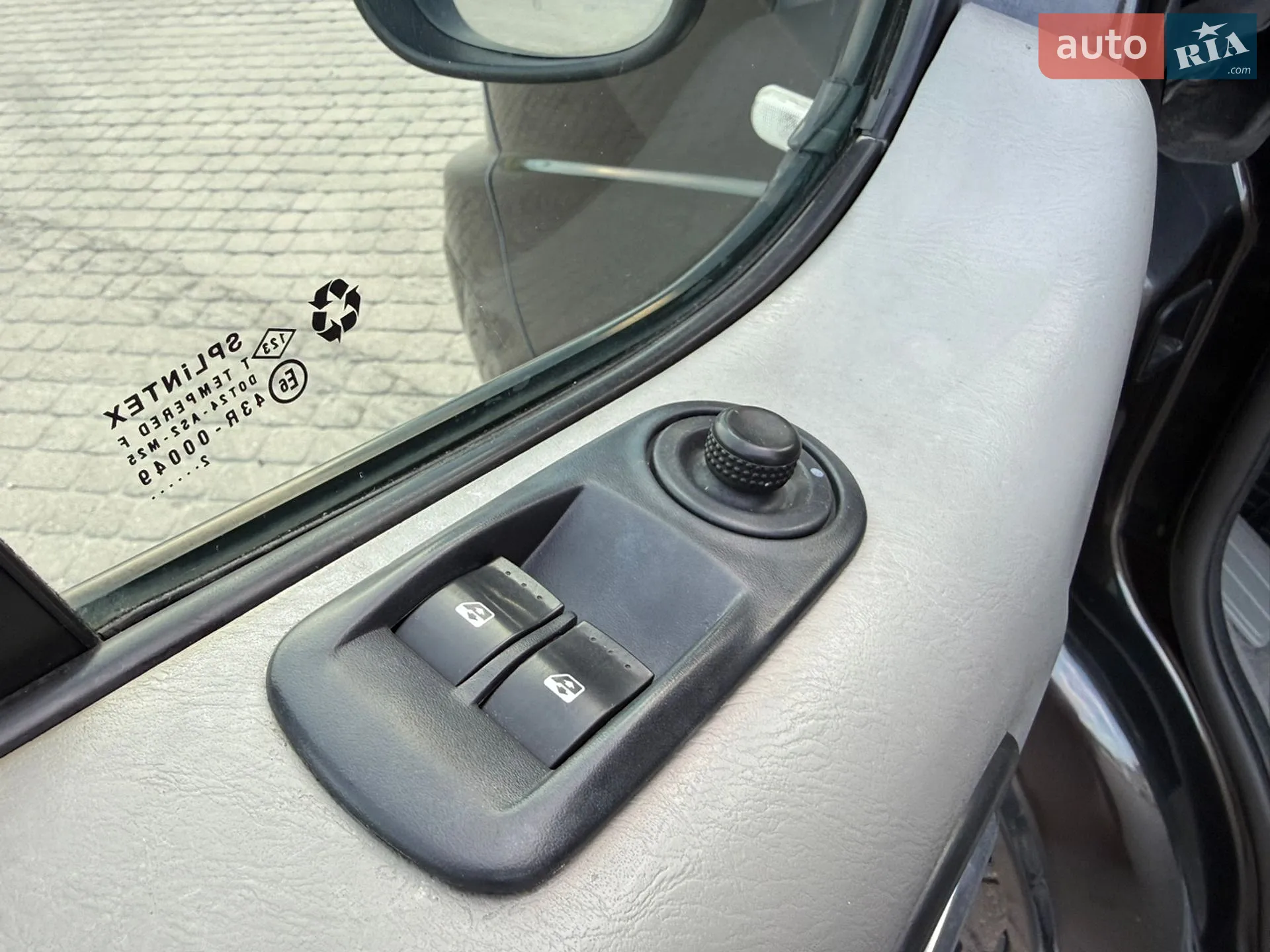 2012 Renault Trafic - мініатюра 22
