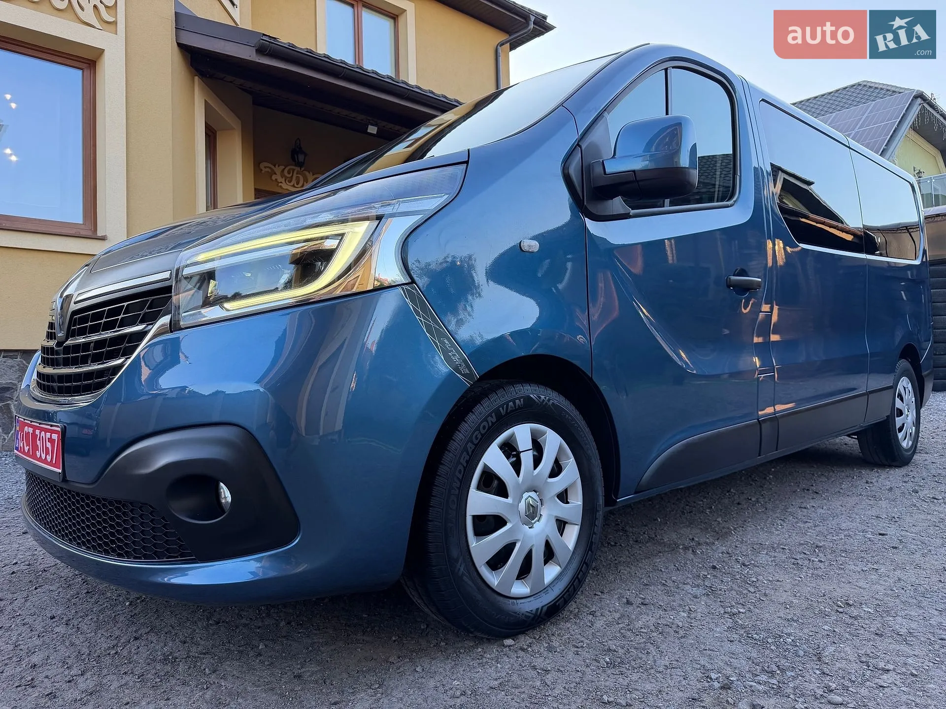 2020 Renault Trafic - мініатюра 3