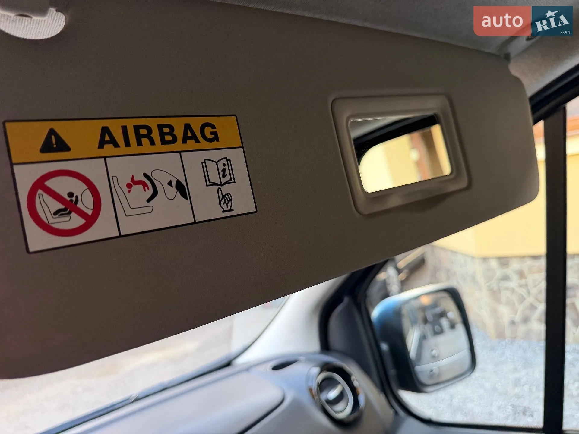 2020 Renault Trafic - мініатюра 102