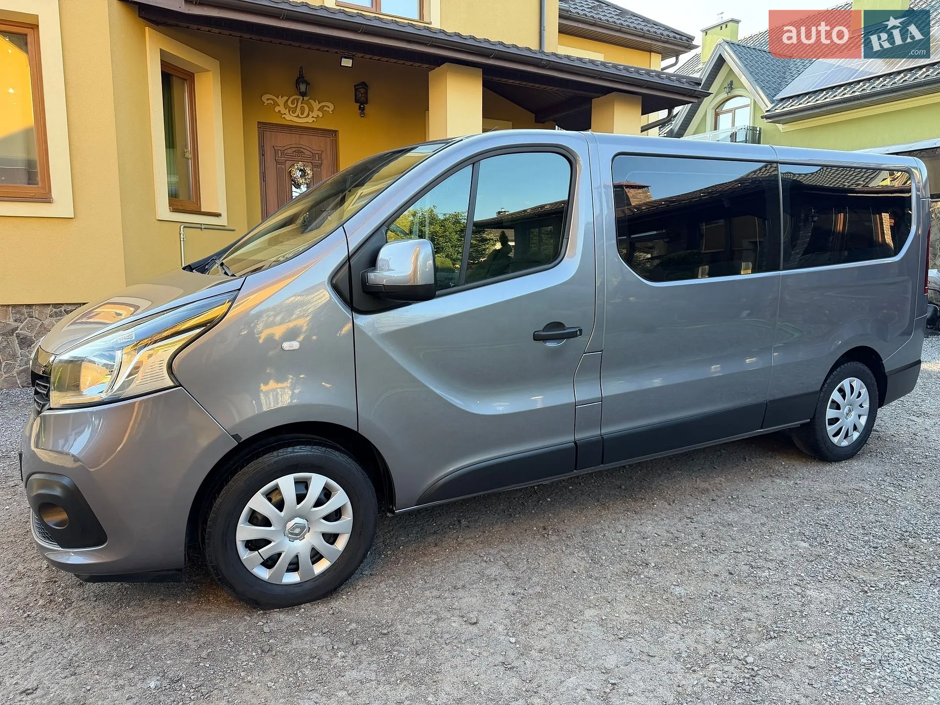 2017 Renault Trafic - мініатюра 4