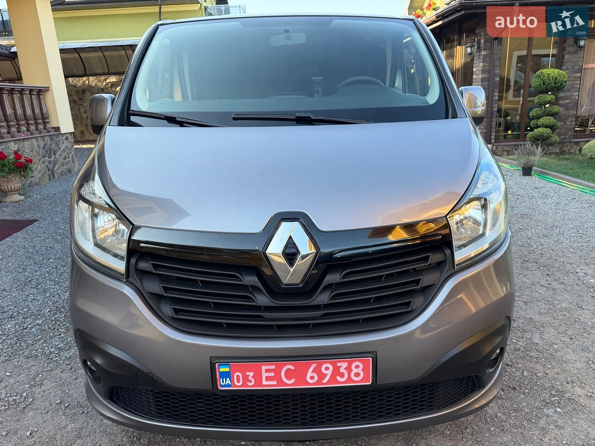 2017 Renault Trafic - мініатюра 11
