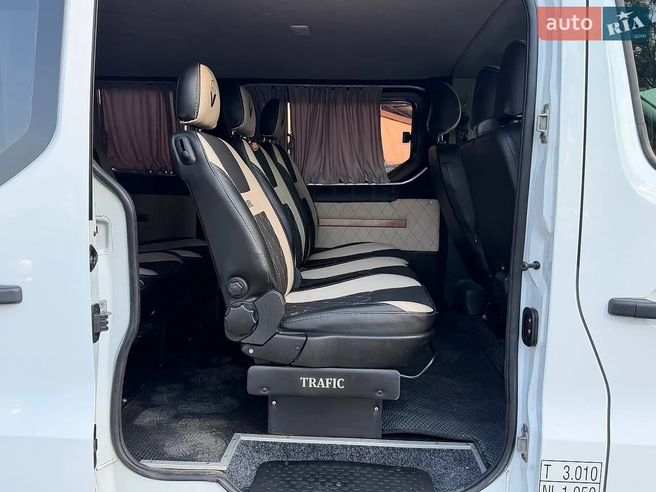 2016 Renault Trafic - мініатюра 28
