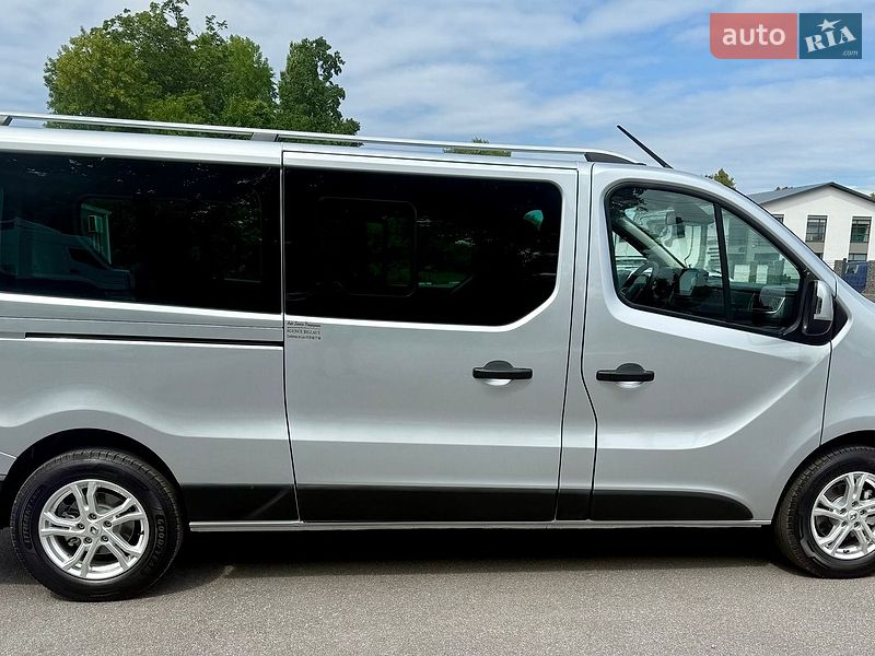 Минивэн Renault Trafic 2026 в Киеве