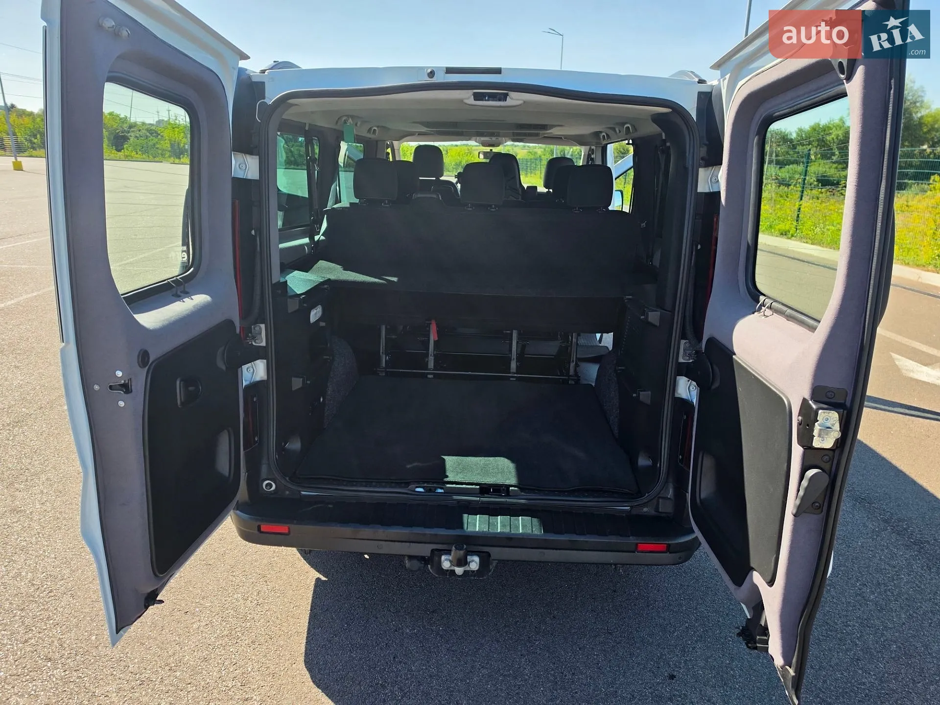 2020 Renault Trafic - мініатюра 16
