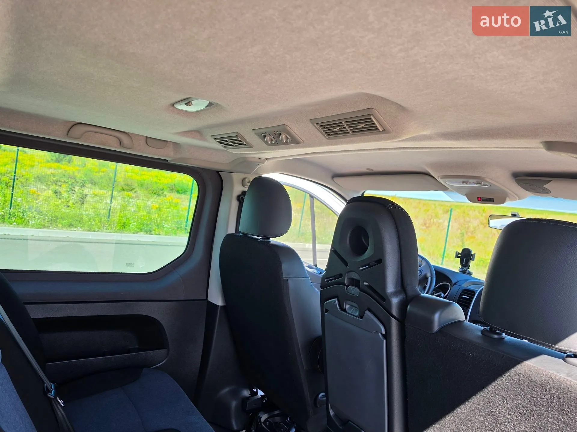2020 Renault Trafic - мініатюра 36