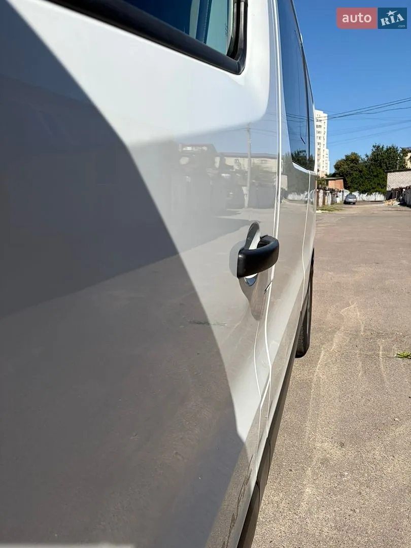 2017 Renault Trafic - мініатюра 5