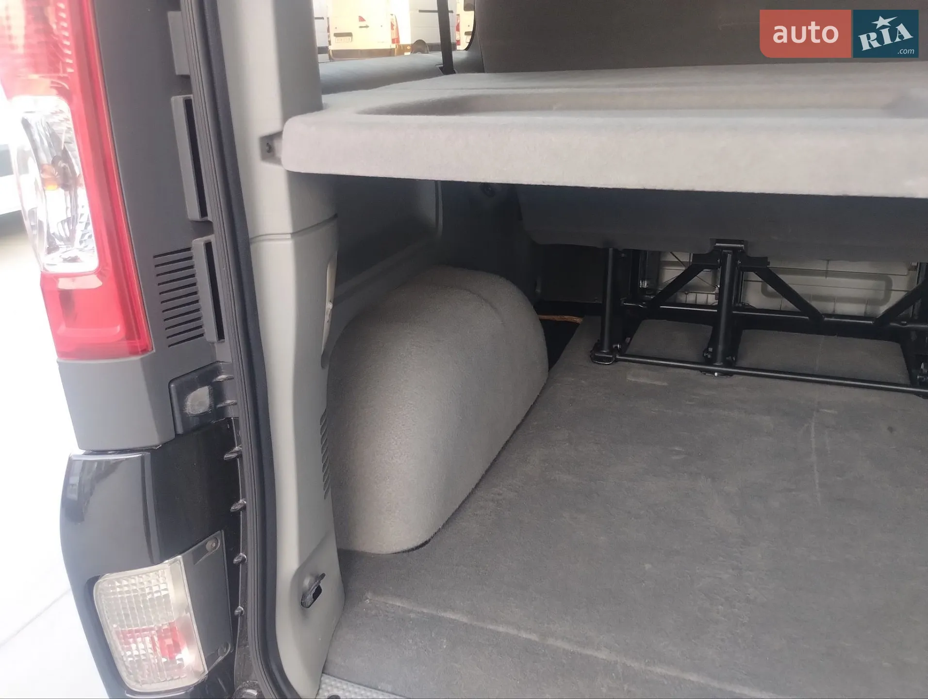 2011 Renault Trafic - мініатюра 28