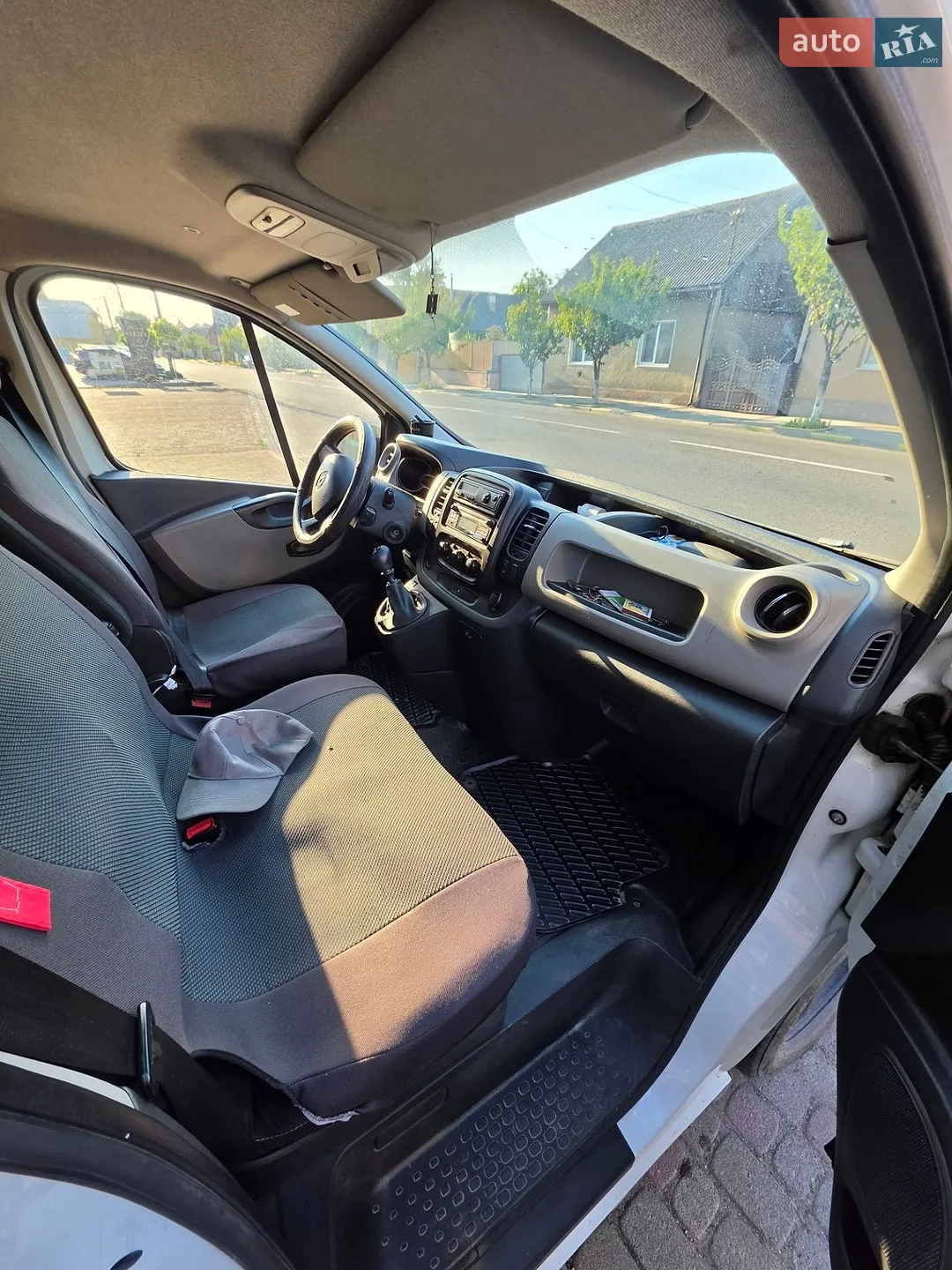 2015 Renault Trafic - мініатюра 17