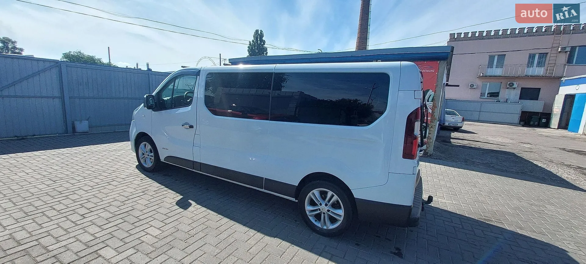 2015 Renault Trafic - мініатюра 13