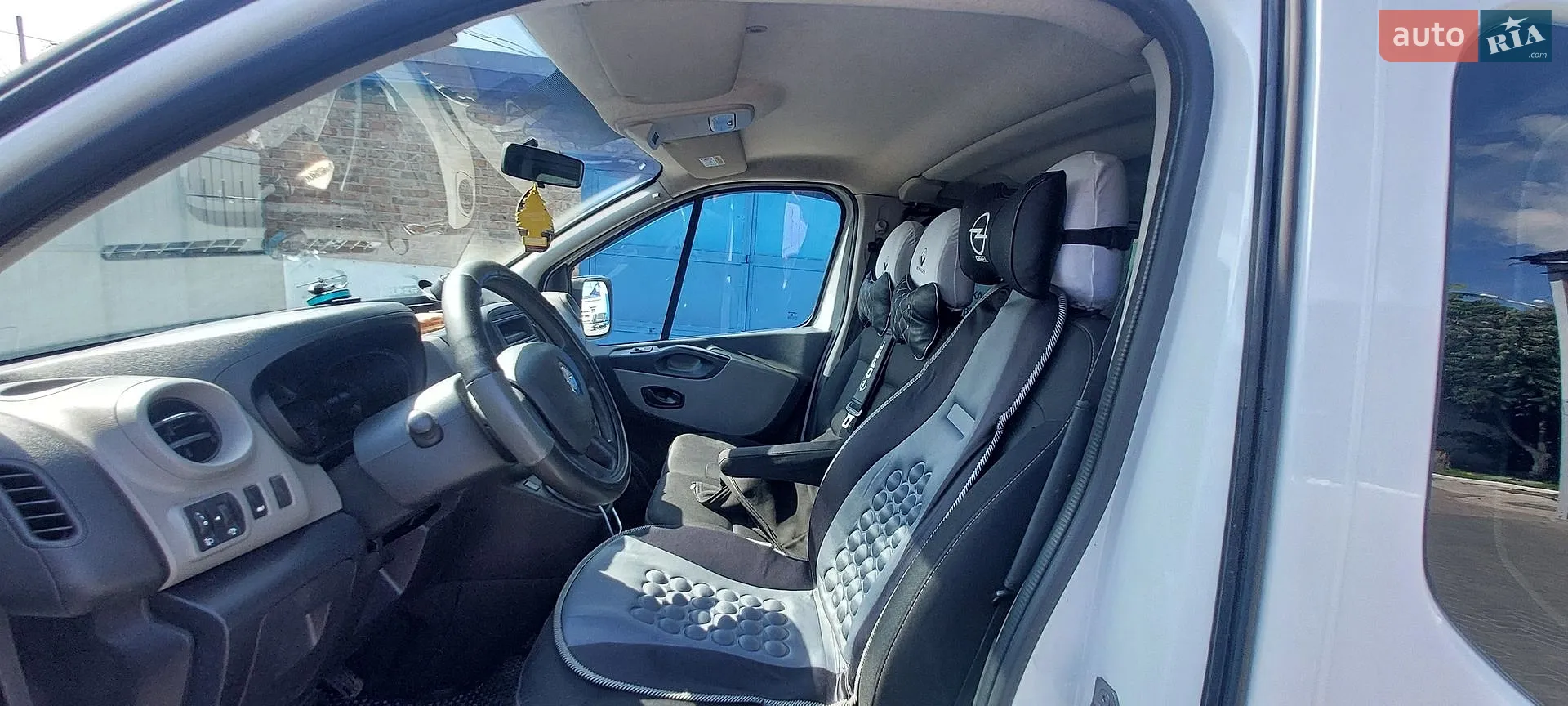 2015 Renault Trafic - мініатюра 29