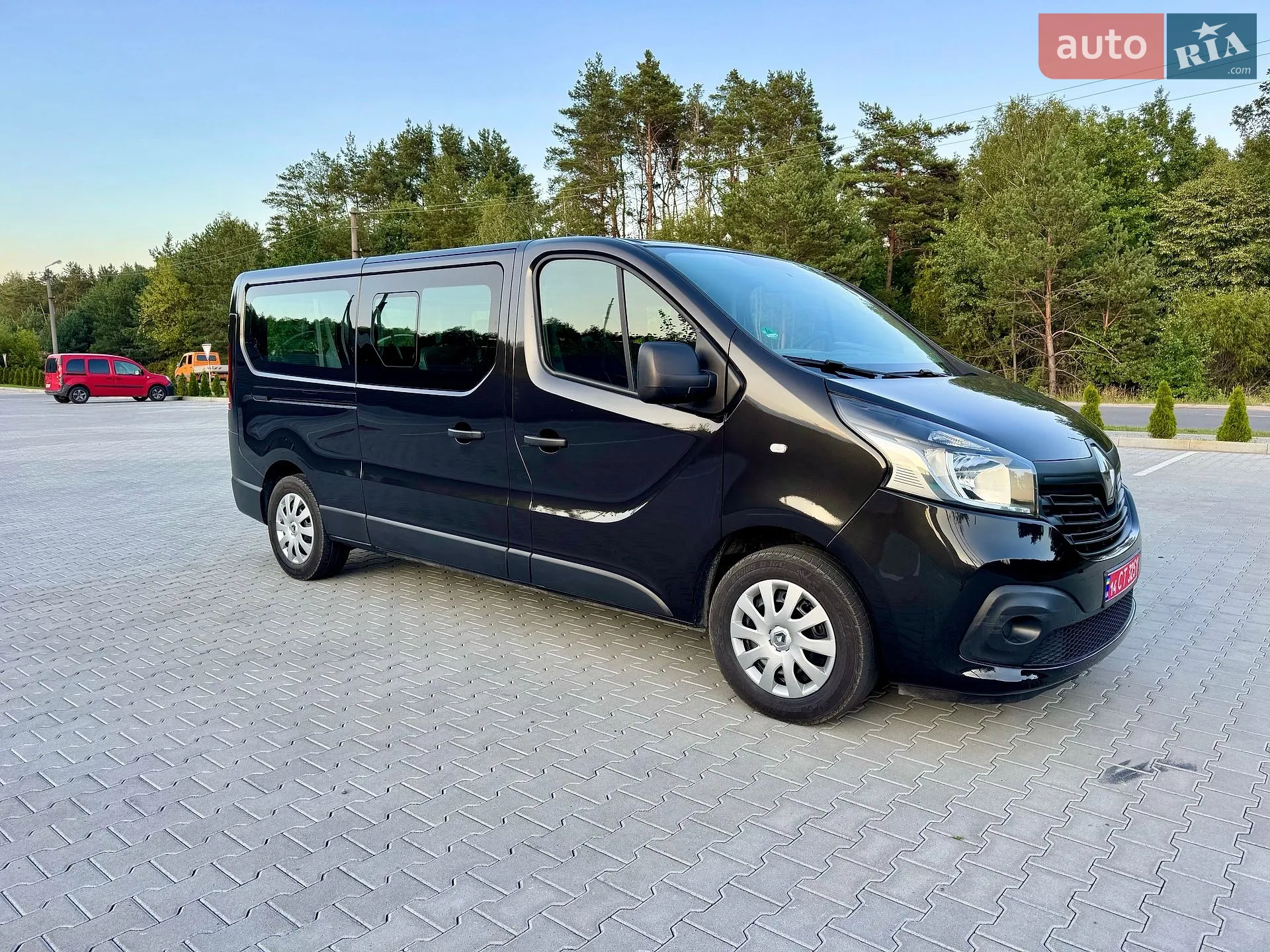 2017 Renault Trafic - мініатюра 8